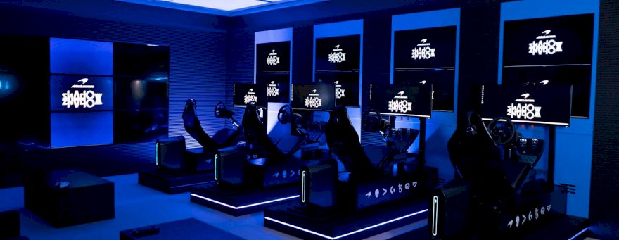 McLaren investe no eSports
