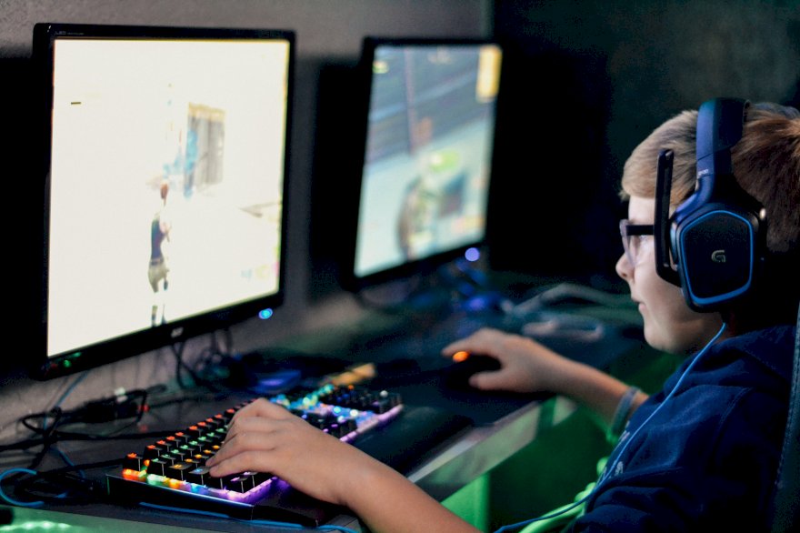 Crianças chinesas limitadas a 3 horas de gaming por semana