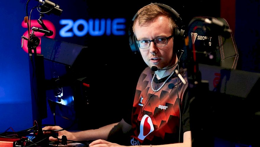 chrisJ rende Bymas na DreamHack