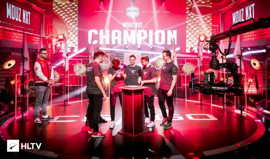 MOUZ NXT volta a vencer WePlay Academy League