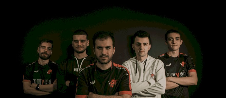 Rhyno fecha equipa de CS:GO