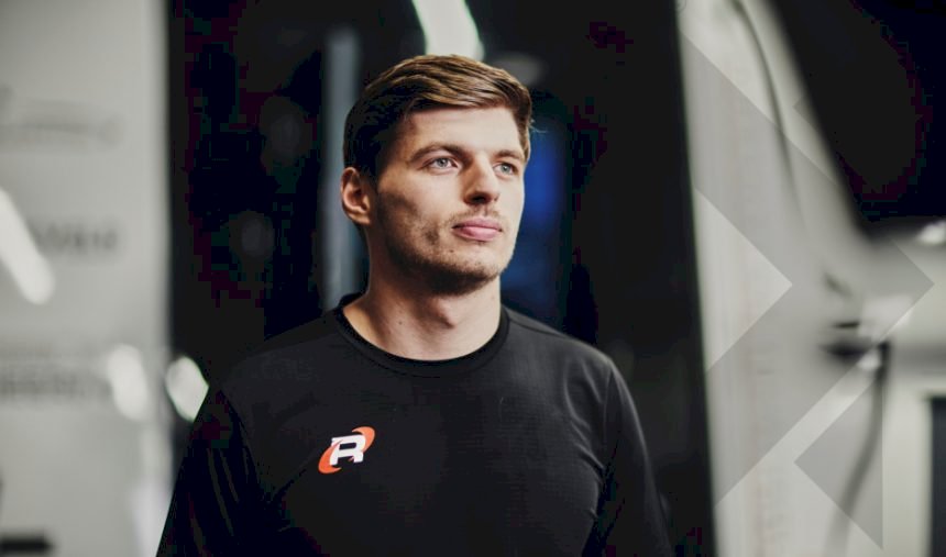 Max Verstappen tem agora equipa de Sim Racing