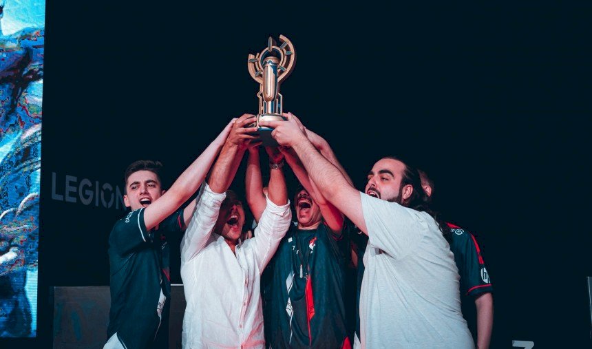 FTW vence a Summer Split da LPLOL