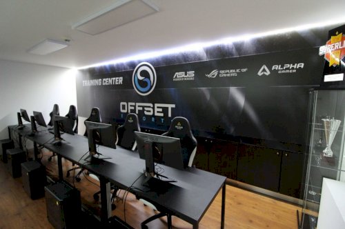 OFFSET anuncia substituto de Fox